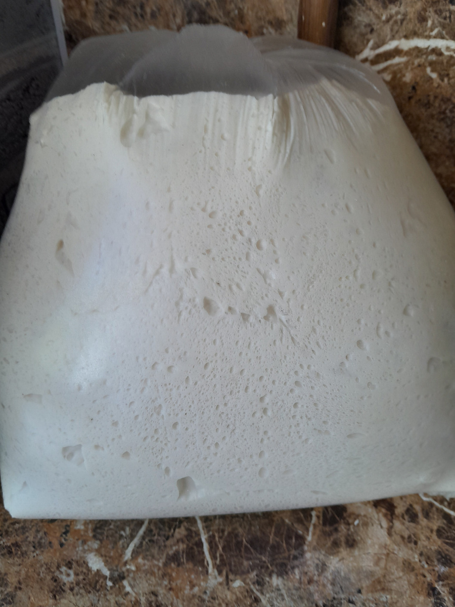 Как приготовить идеальные сосиски в тесте: секреты от шефа