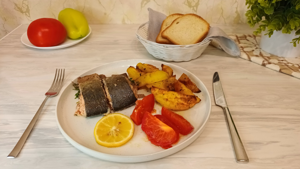 Запечённая горбуша с картофелем: идеальный вечерний ужин