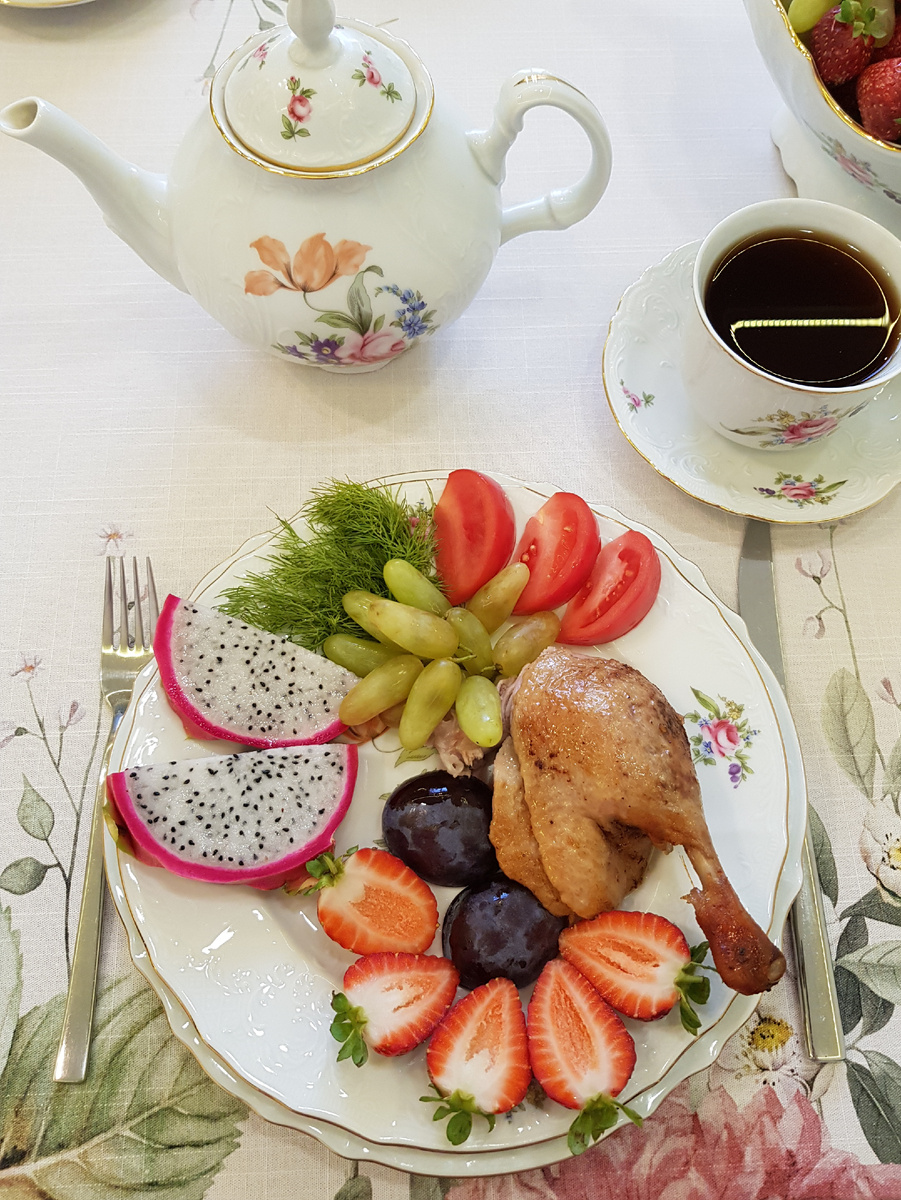 Утка с аджикой и медом: идеальное праздничное блюдо