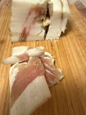 Следующая партия венгерского сала уже на подходе