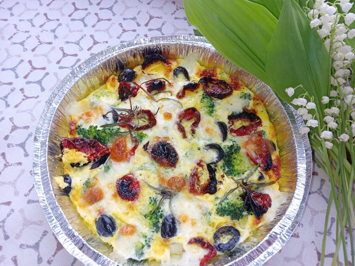 Нежная запеканка из брокколи с вялеными томатами: быстро и вкусно