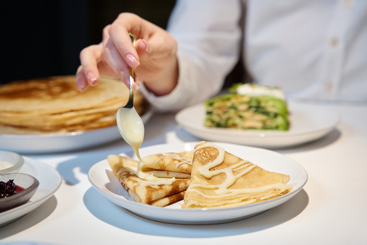 Москва празднует Масленицу: где попробовать лучшие блины города