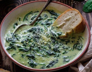 Шпинат: универсальный суперфуд и 5 оригинальных рецептов для каждого дня