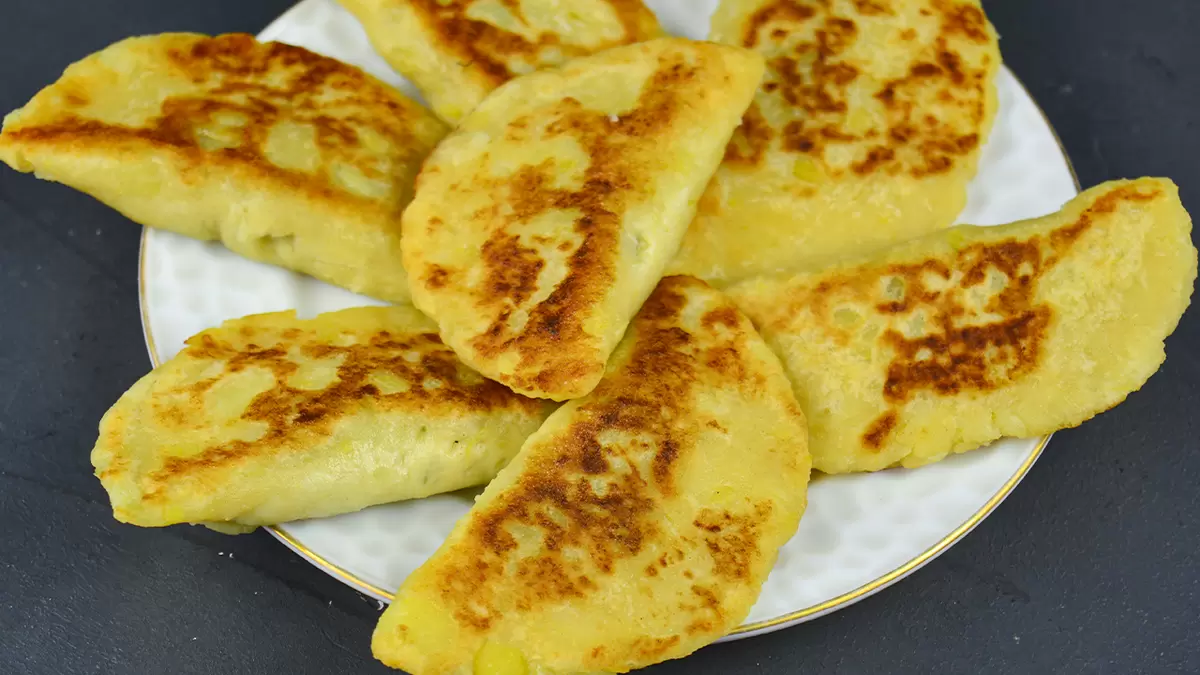 Сюрприз на ужин: вкуснейшие пирожки из картофельного теста