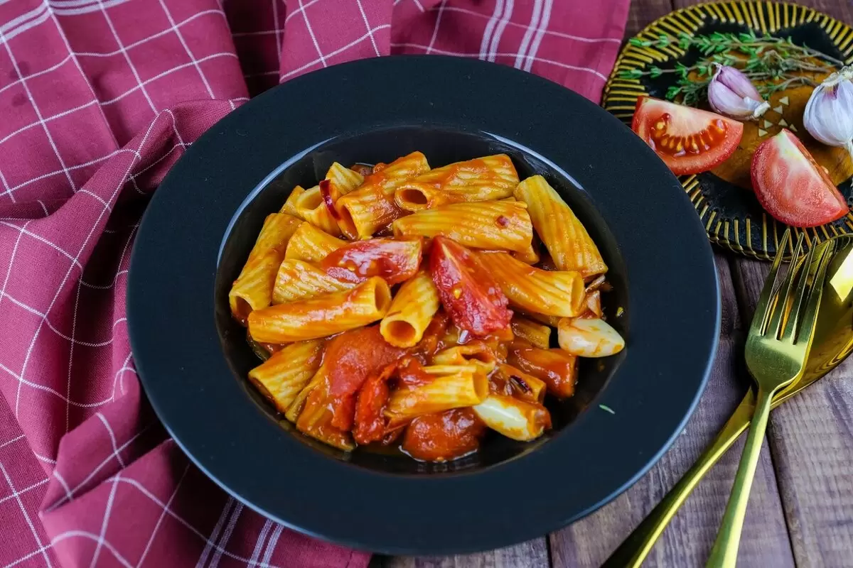 Паста с томатами: простота и вкус на вашем столе
