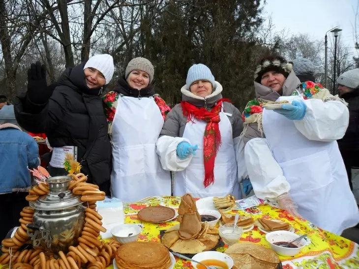 С весельем встретили Масленицу в Пролетарске