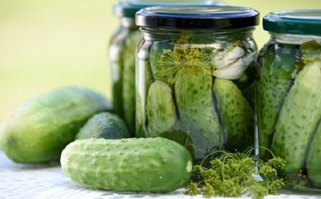 Как заготовить хрустящие огурцы без уксуса: простой рецепт на зиму