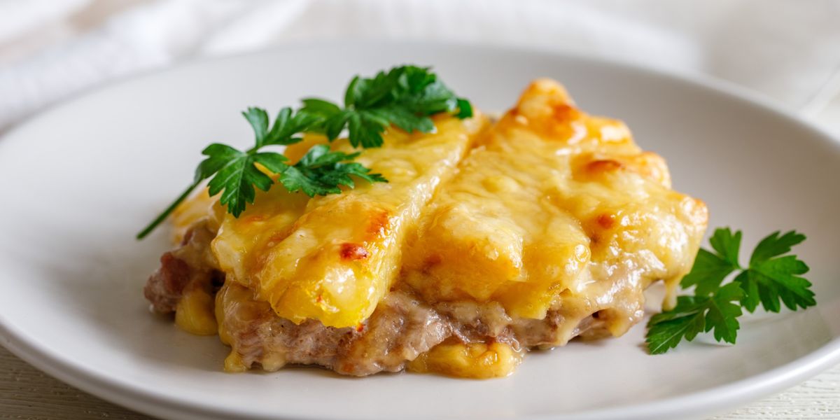 Секреты приготовления мяса по-французски: популярное блюдо советского стола